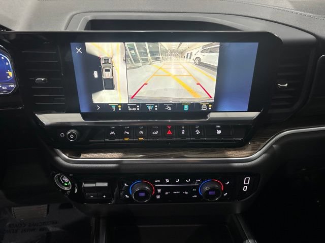 Used 2022 Chevrolet Silverado 1500 LT Trail Boss w/ Convenience Package II AWD/4WD image 22