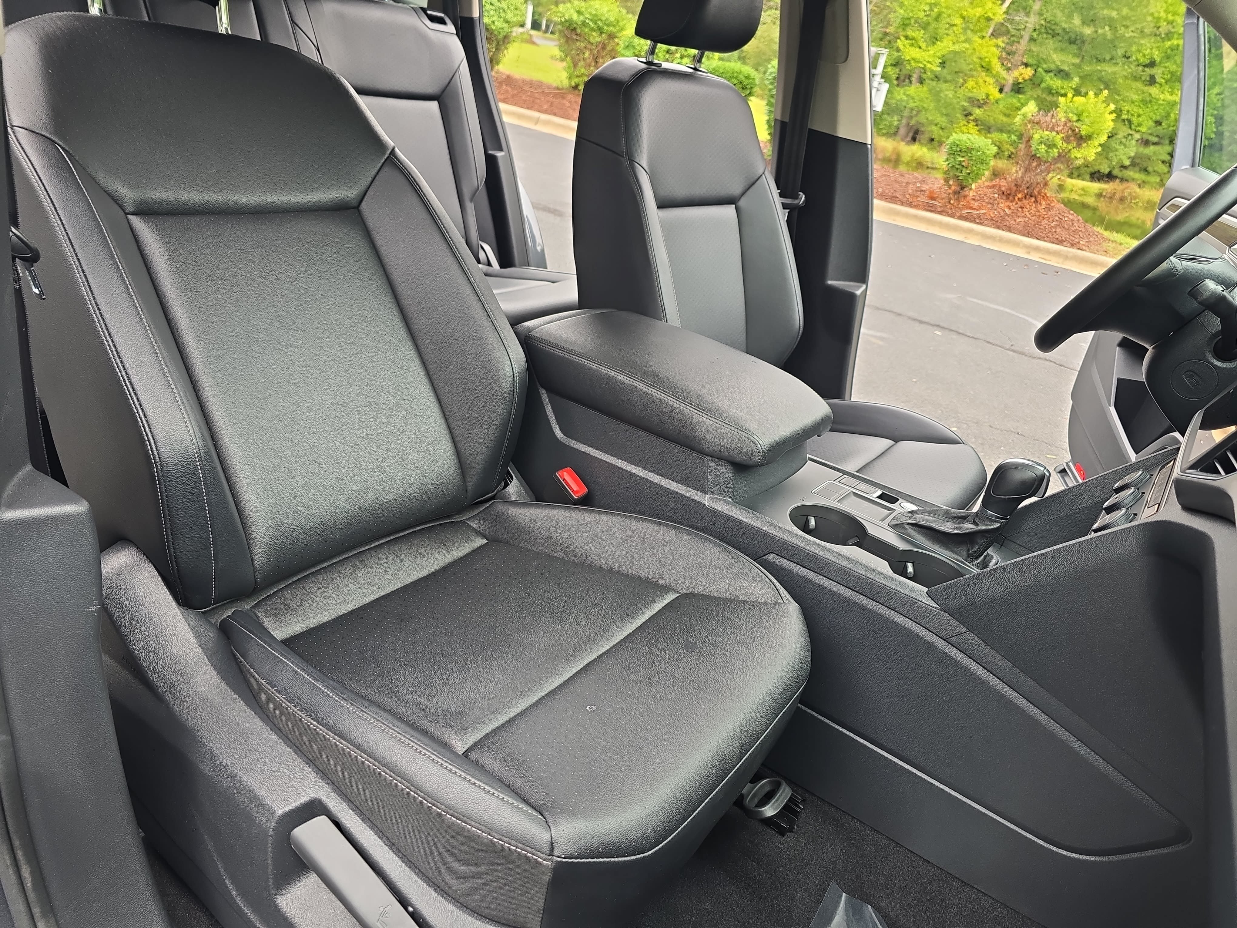 Used 2019 Volkswagen Atlas SE FWD image 10