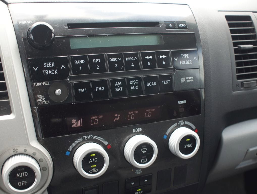 Used 2008 Toyota Sequoia SR5 AWD/4WD image 6