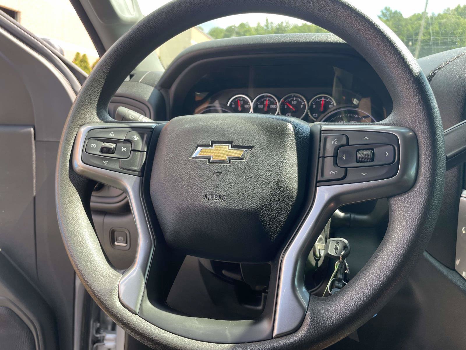 Used 2023 Chevrolet Silverado 2500 Custom w/ Gooseneck/5TH Wheel Package AWD/4WD image 17