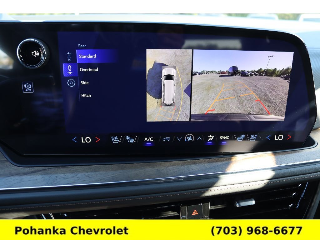 New 2026 Chevrolet Suburban High Country AWD/4WD image 15