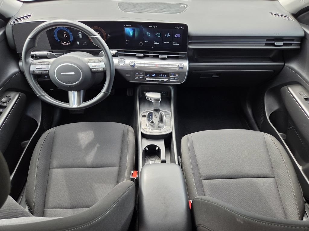 Used 2025 Hyundai Kona SEL AWD/4WD image 12