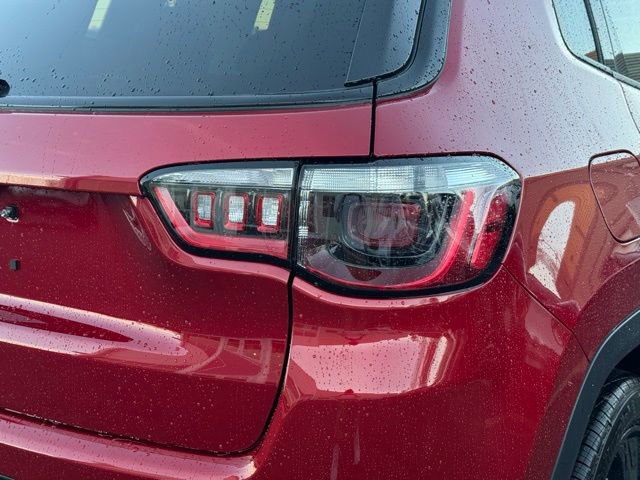 New 2026 Jeep Compass Latitude w/ Sun and Sound Group image 10