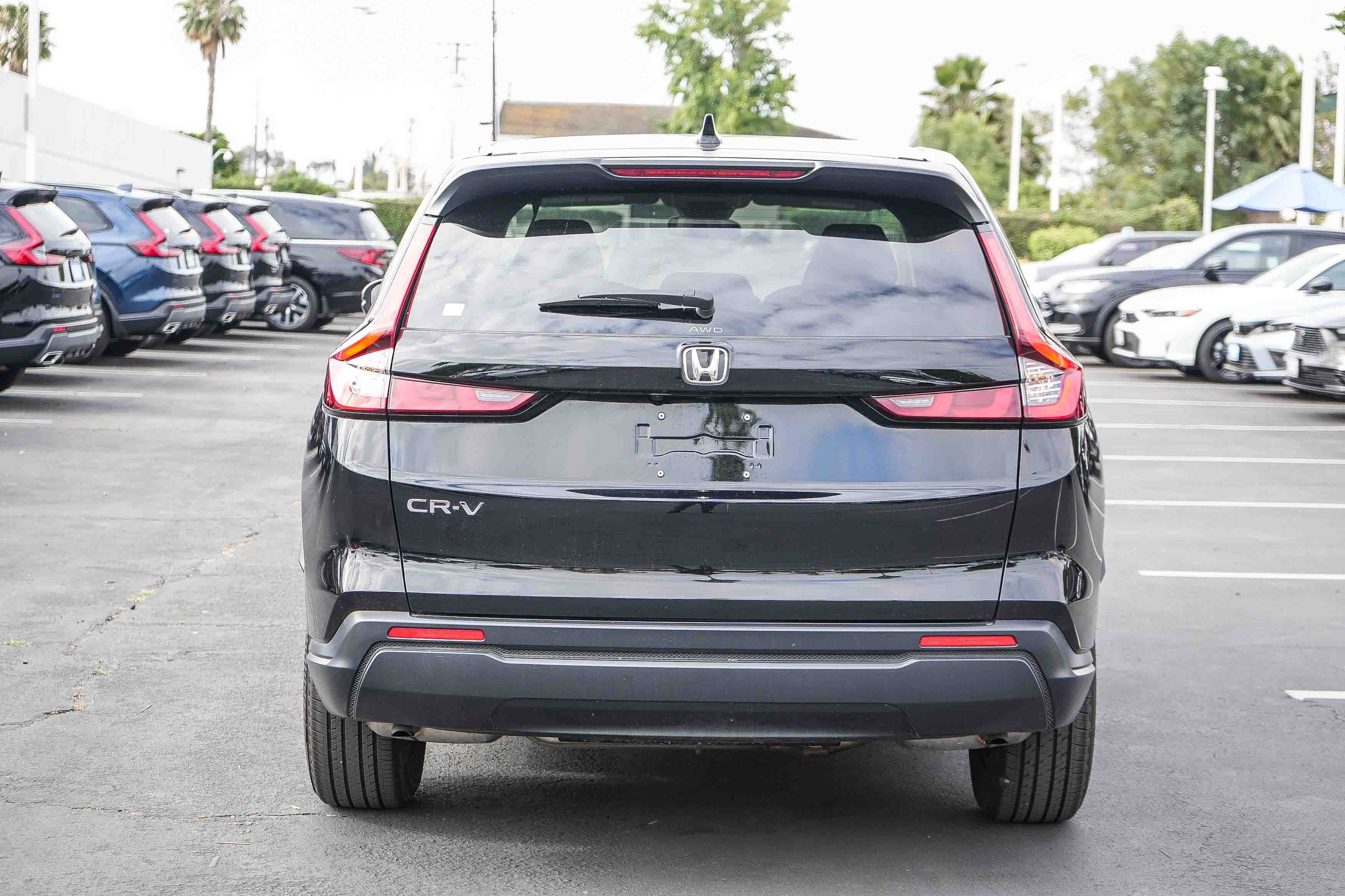 Used 2025 Honda CR-V LX image 8