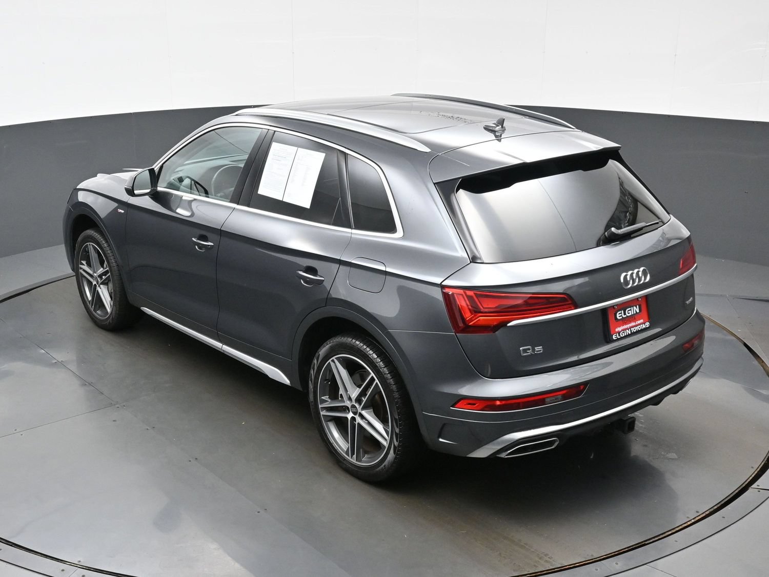 Used 2024 Audi Q5 e Premium Plus AWD/4WD image 40