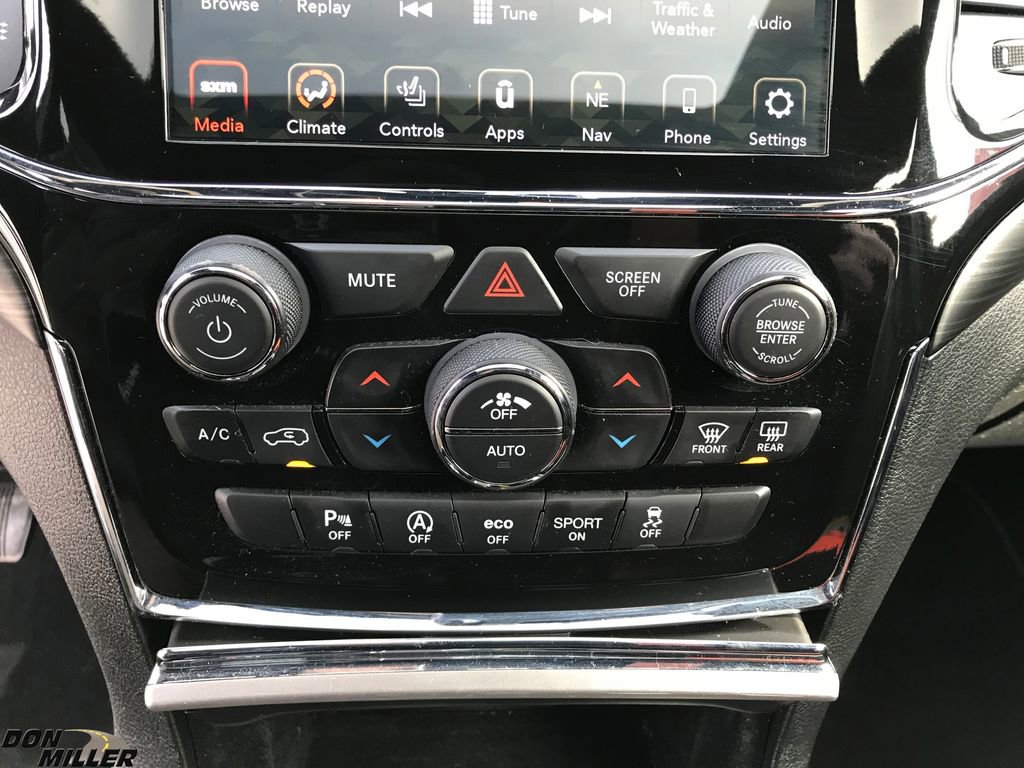 Certified 2021 Jeep Grand Cherokee Laredo X image 23