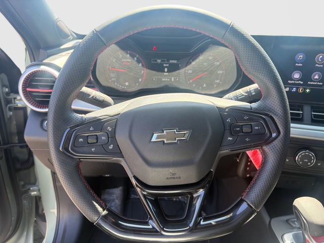 Used 2024 Chevrolet Trax RS w/ Driver Confidence Package FWD image 17