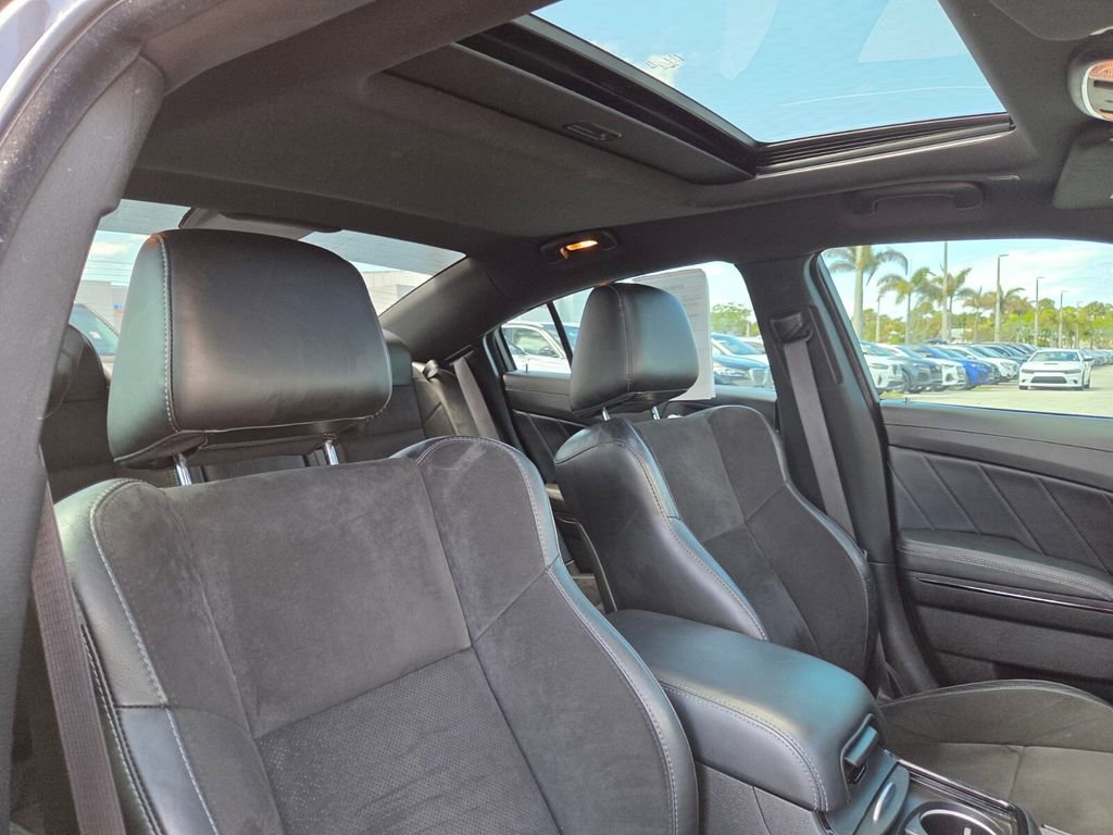 Used 2023 Dodge Charger R/T w/ Plus Group image 11