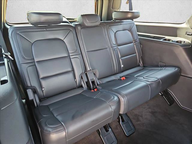 Used 2024 Lincoln Navigator L Reserve AWD/4WD image 21
