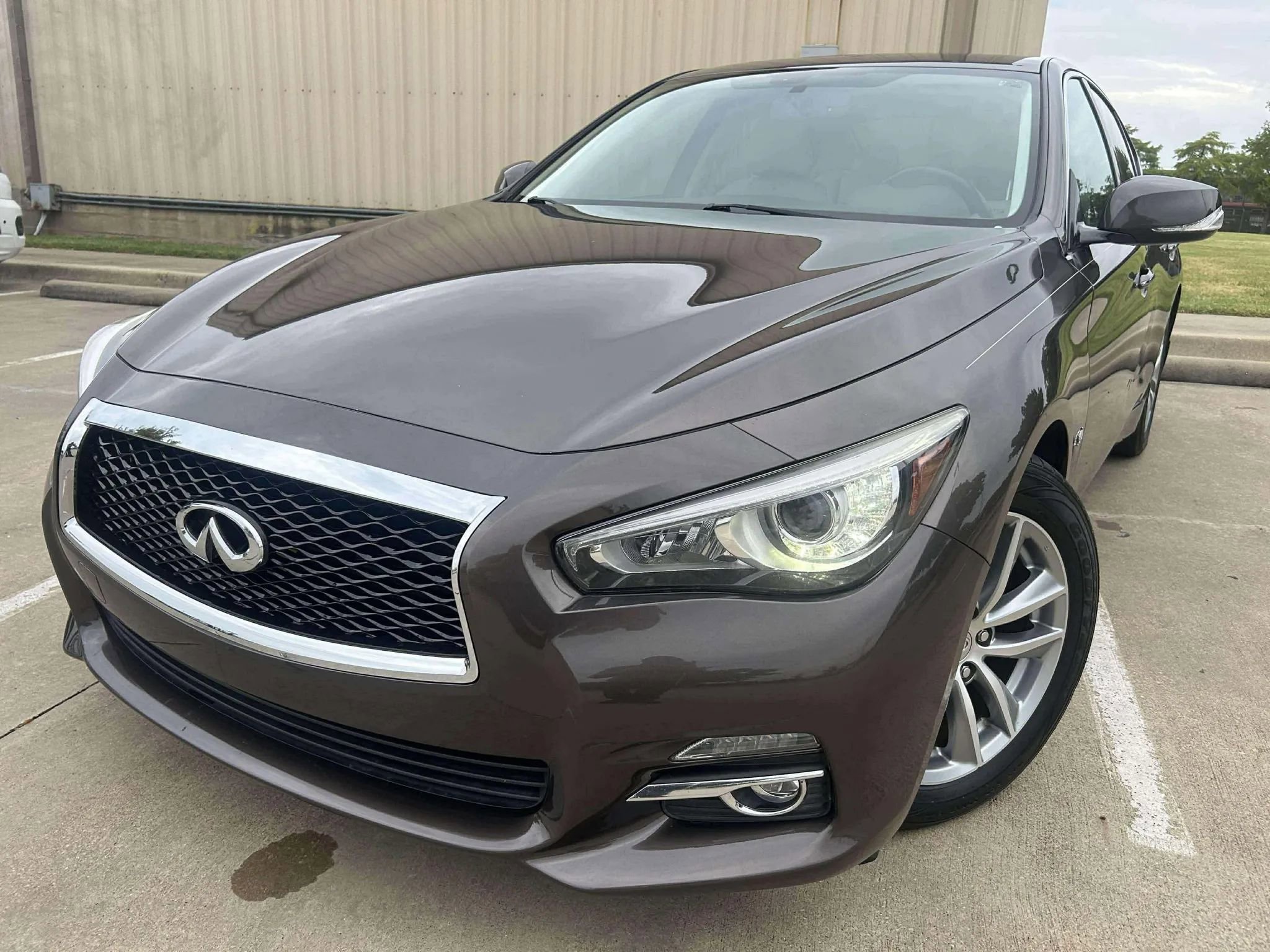 Used 2017 INFINITI Q50 3.0t Premium w/ 3.0T Premium Plus Package image 1