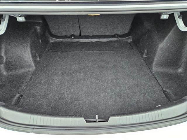 Used 2023 Chevrolet Malibu LT FWD image 11