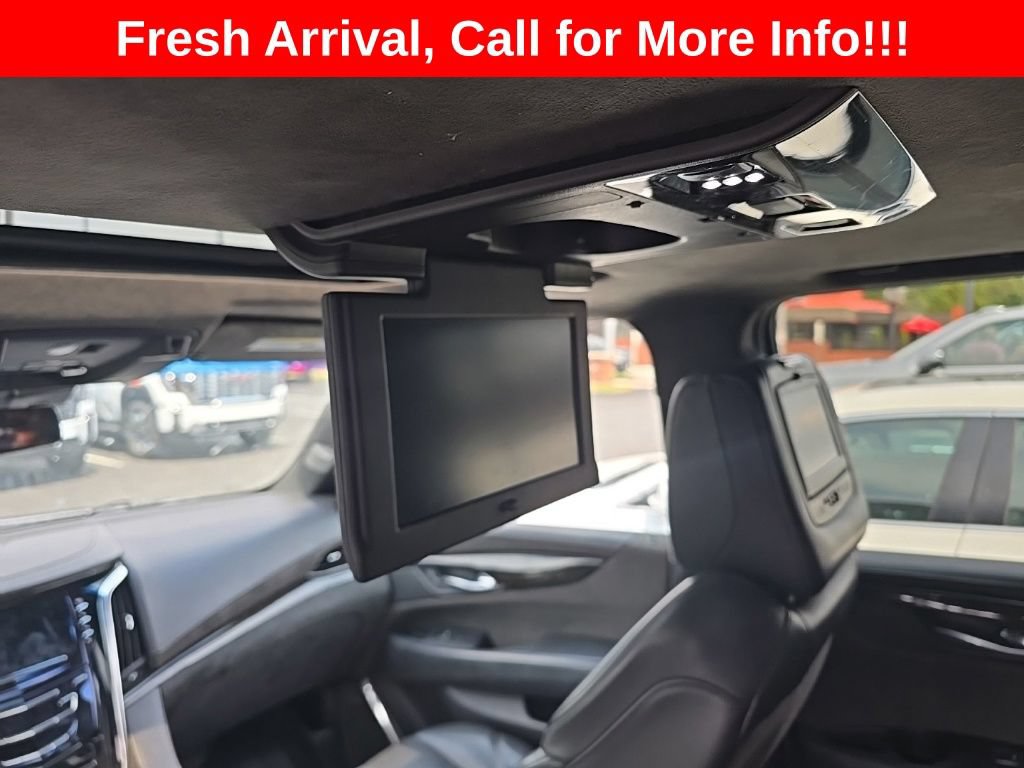 Used 2019 Cadillac Escalade ESV Platinum AWD/4WD image 16
