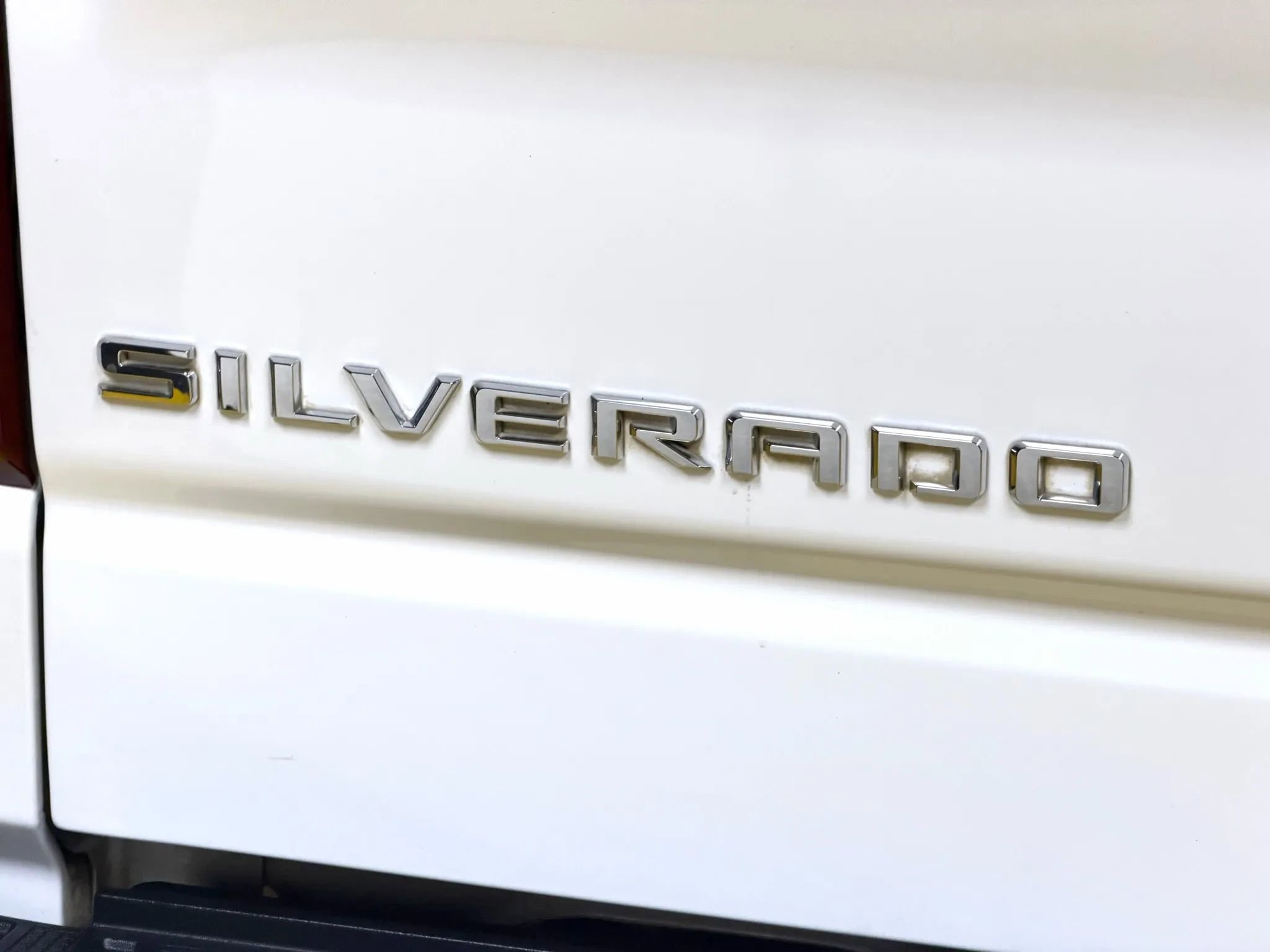 Used 2020 Chevrolet Silverado 1500 LTZ image 13