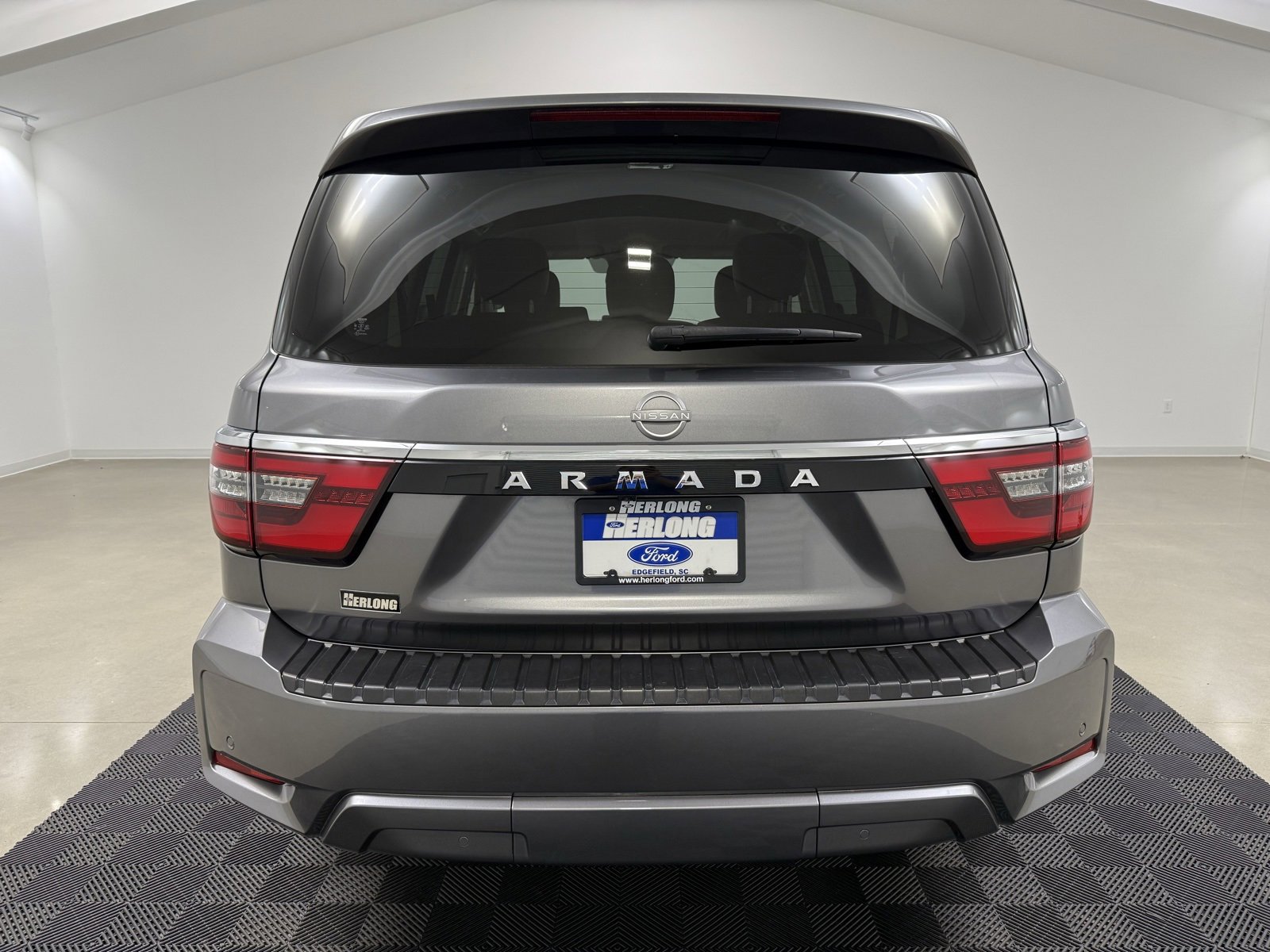 Used 2024 Nissan Armada SV w/ Cargo Package image 6