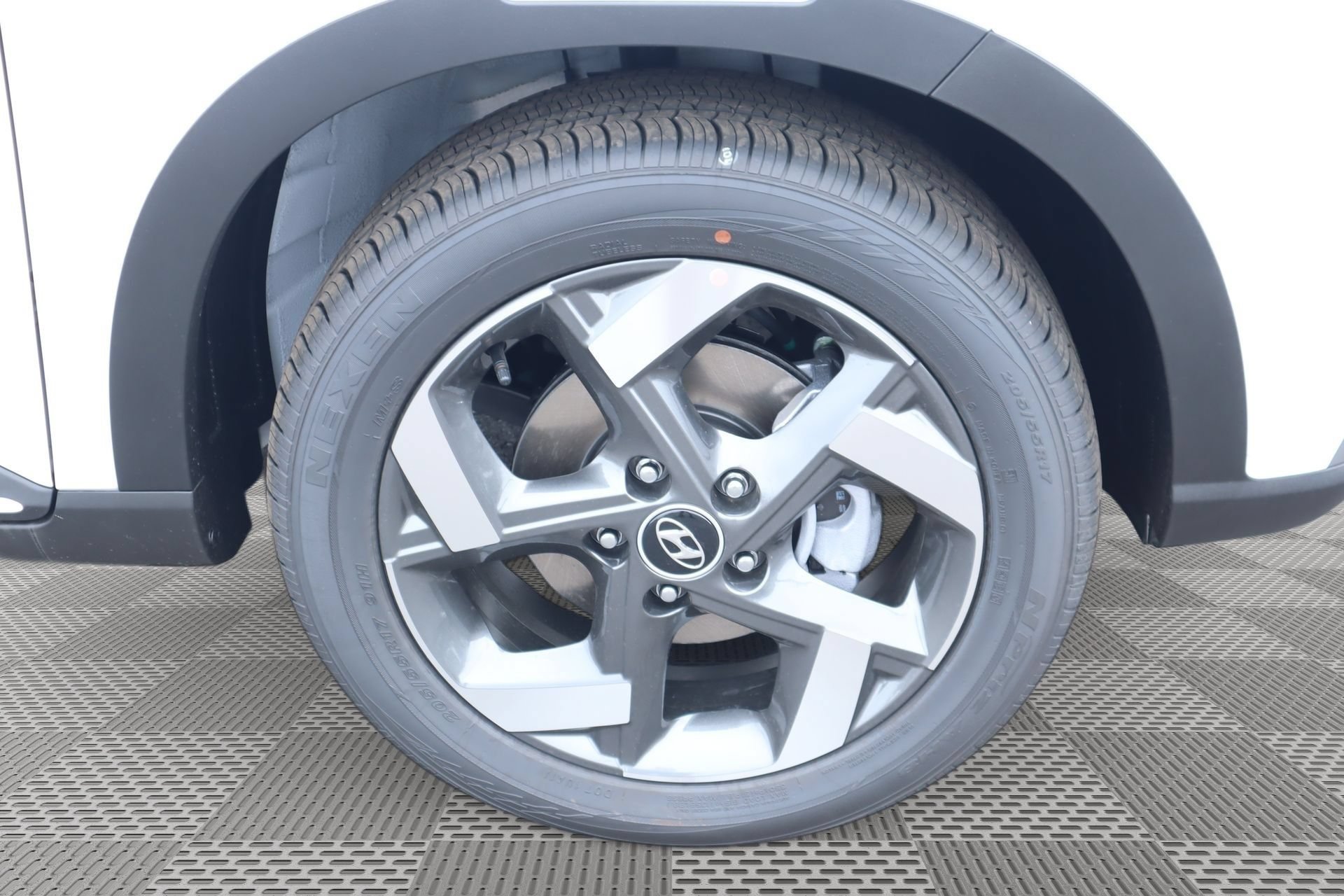 New 2026 Hyundai Venue SEL FWD image 5