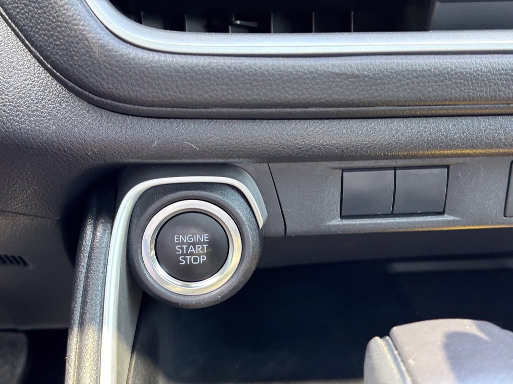 Used 2025 Toyota Grand Highlander AWD image 34