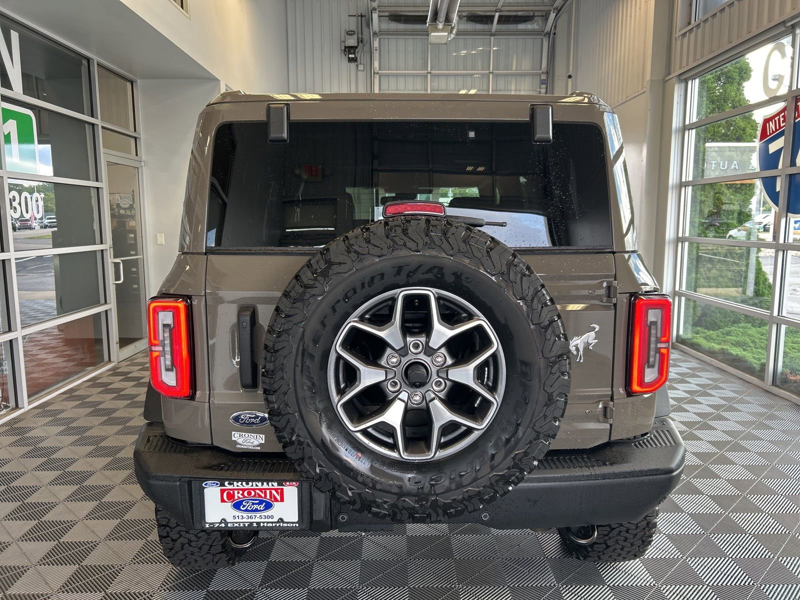 New 2025 Ford Bronco Badlands image 5