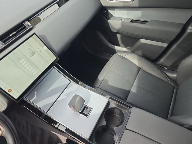 Certified 2025 Land Rover Range Rover Velar S AWD/4WD image 28