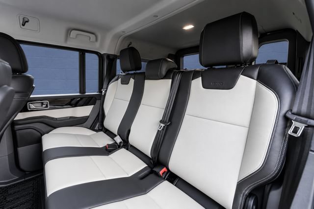 Used 2025 INEOS Grenadier Station Wagon AWD/4WD image 23