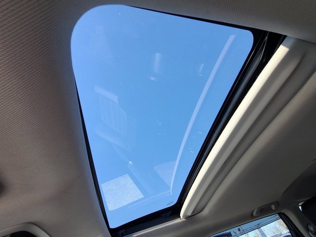 Used 2024 Honda CR-V EX-L image 27