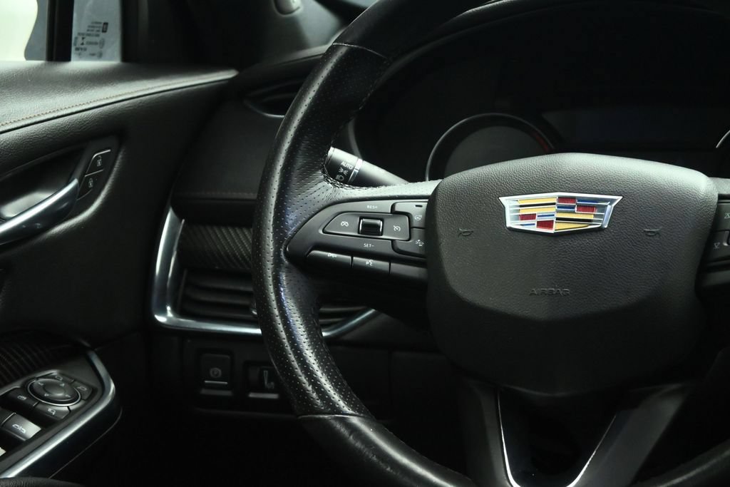 Used 2019 Cadillac XT4 Sport w/ Cold Weather Package FWD image 41