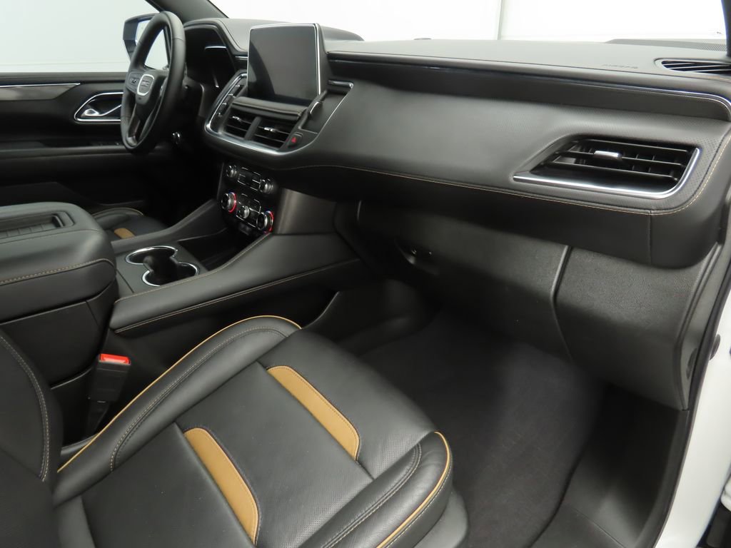 Used 2023 GMC Yukon XL AT4 w/ AT4 Premium Plus Package image 18