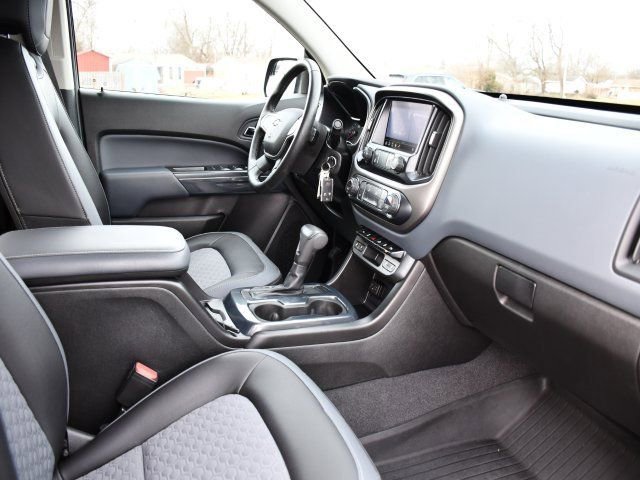 Used 2020 Chevrolet Colorado Z71 image 32