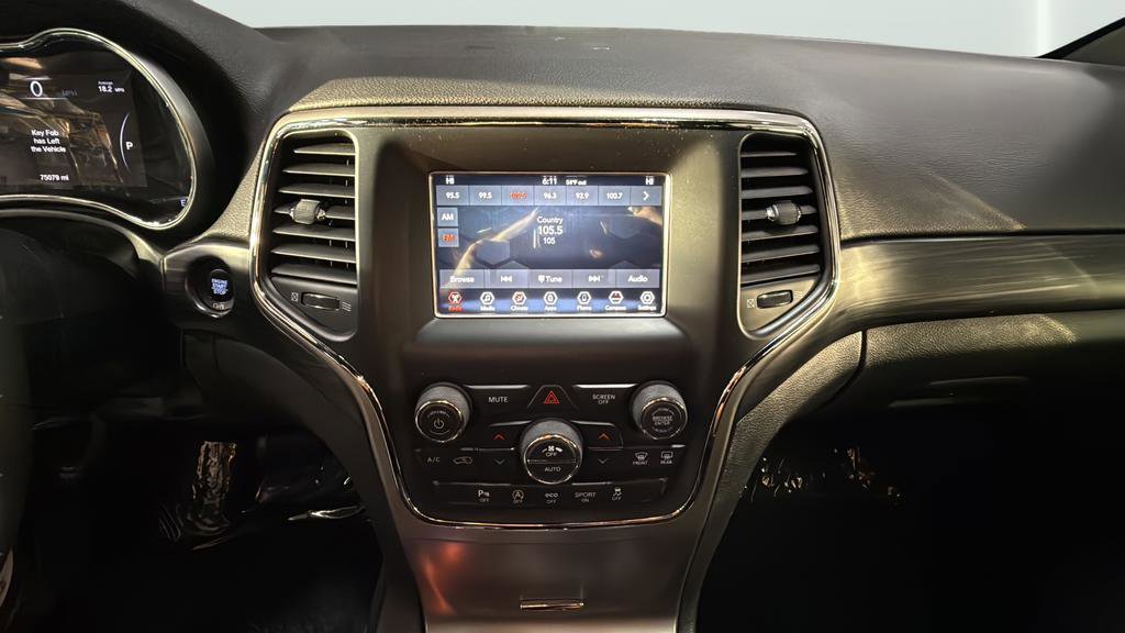Used 2019 Jeep Grand Cherokee Laredo image 35