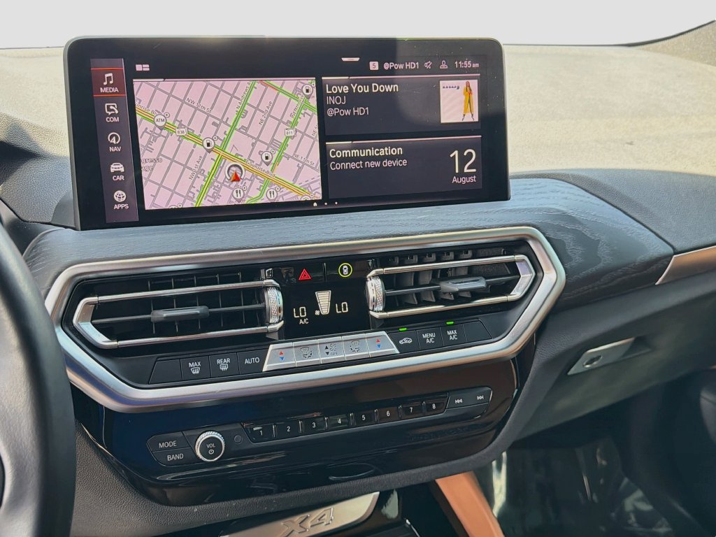 Used 2023 BMW X4 xDrive30i w/ Parking Assistance Package AWD/4WD image 12