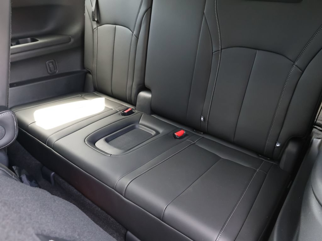 Used 2026 INFINITI QX60 Autograph w/ Dark Cargo Package AWD/4WD image 24