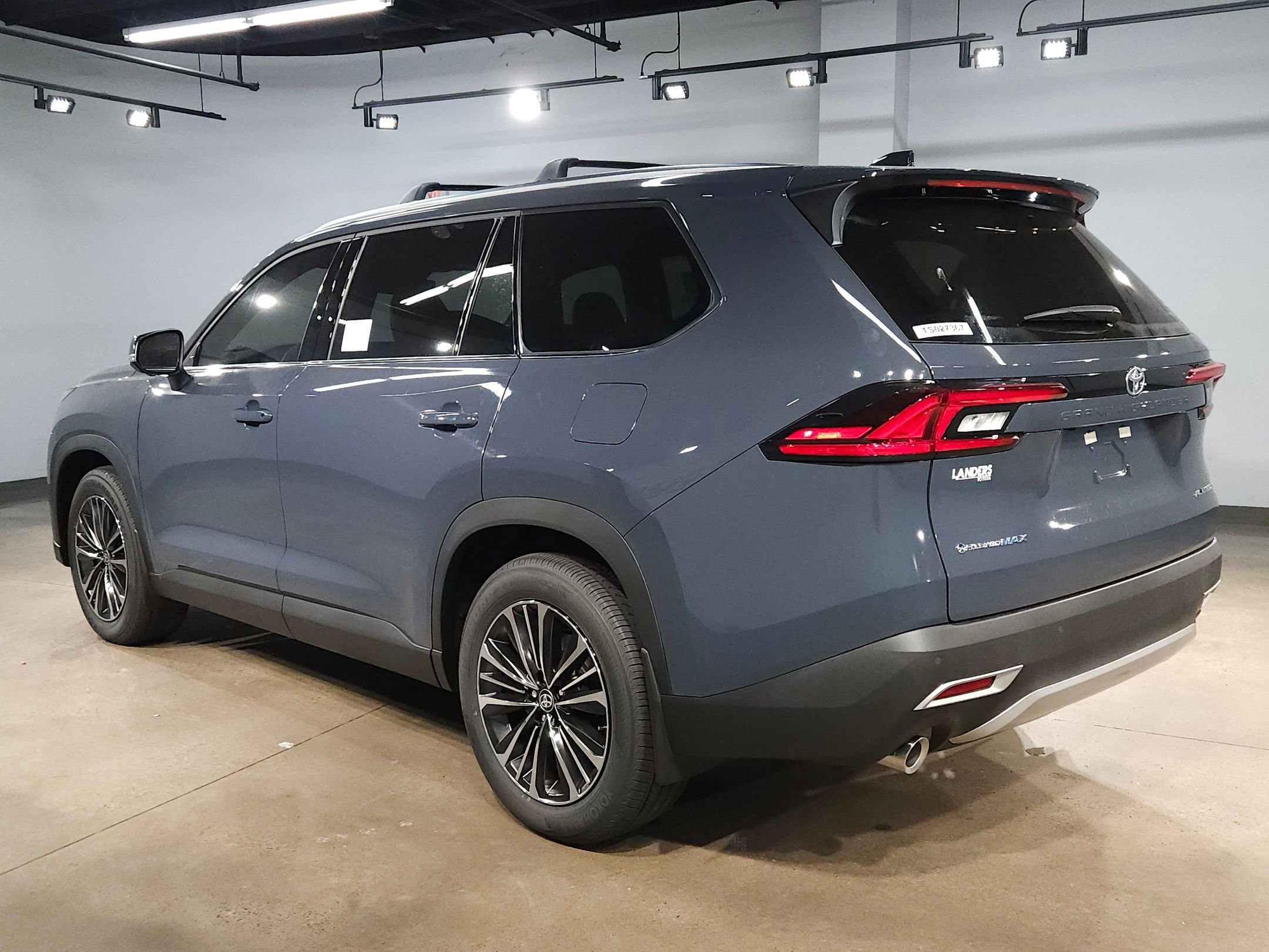 New 2026 Toyota Grand Highlander AWD Hybrid image 5