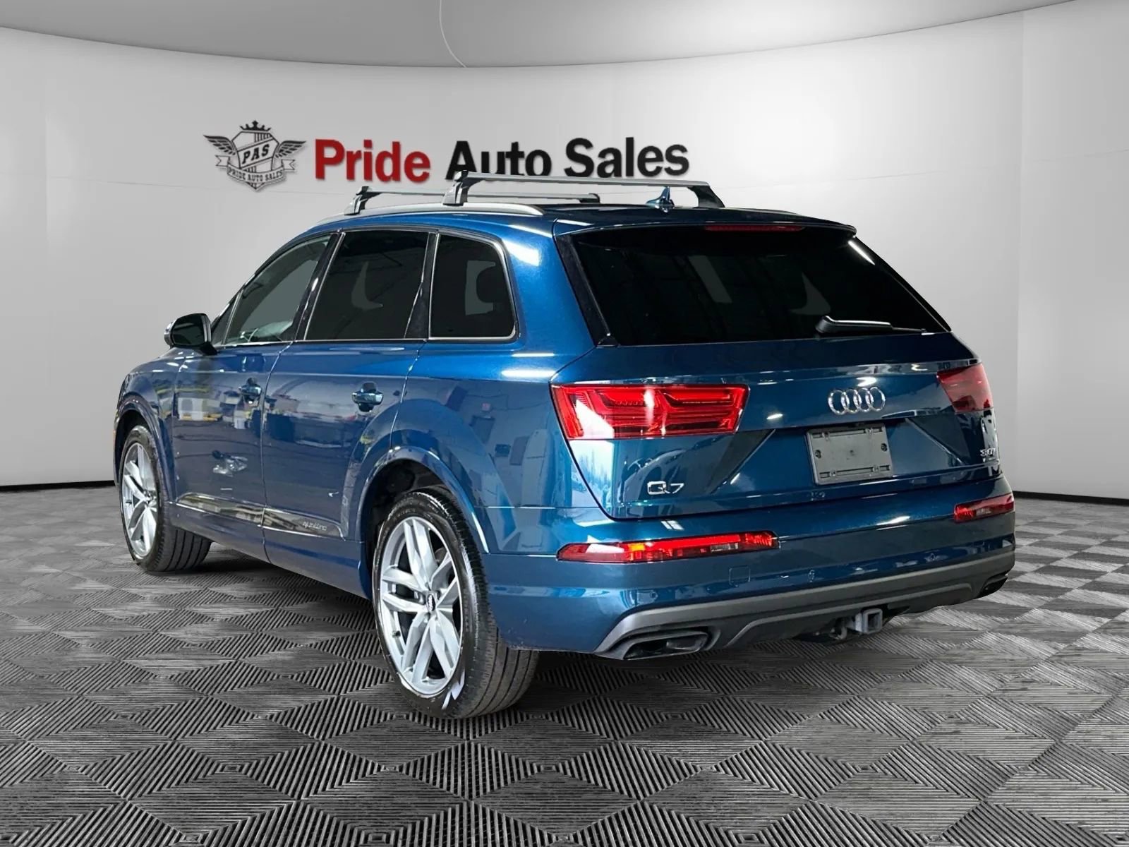 Used 2018 Audi Q7 3.0T Prestige w/ Prestige Package image 5