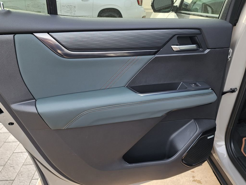 New 2026 GMC Acadia AT4 w/ Luxury Package image 45