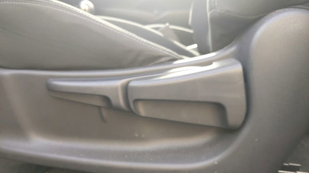 Used 2018 Nissan Versa Note SV image 17