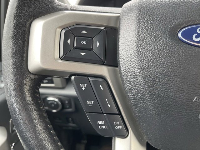 Used 2022 Ford F350 Lariat w/ Black Appearance Package image 18