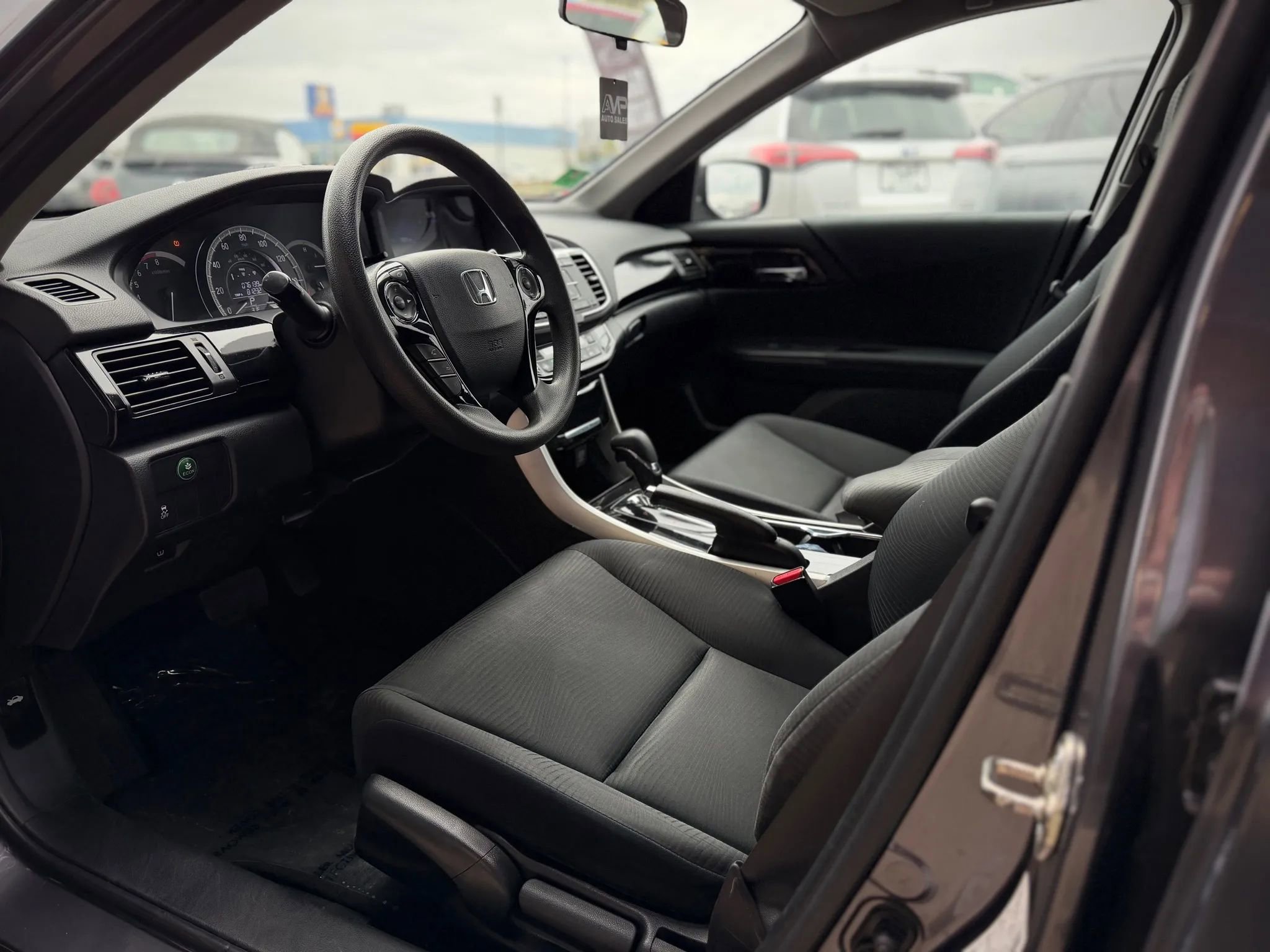 Used 2016 Honda Accord LX image 8