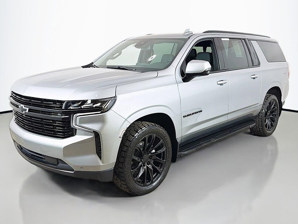 Used 2024 Chevrolet Suburban RST w/ Luxury Package image 12