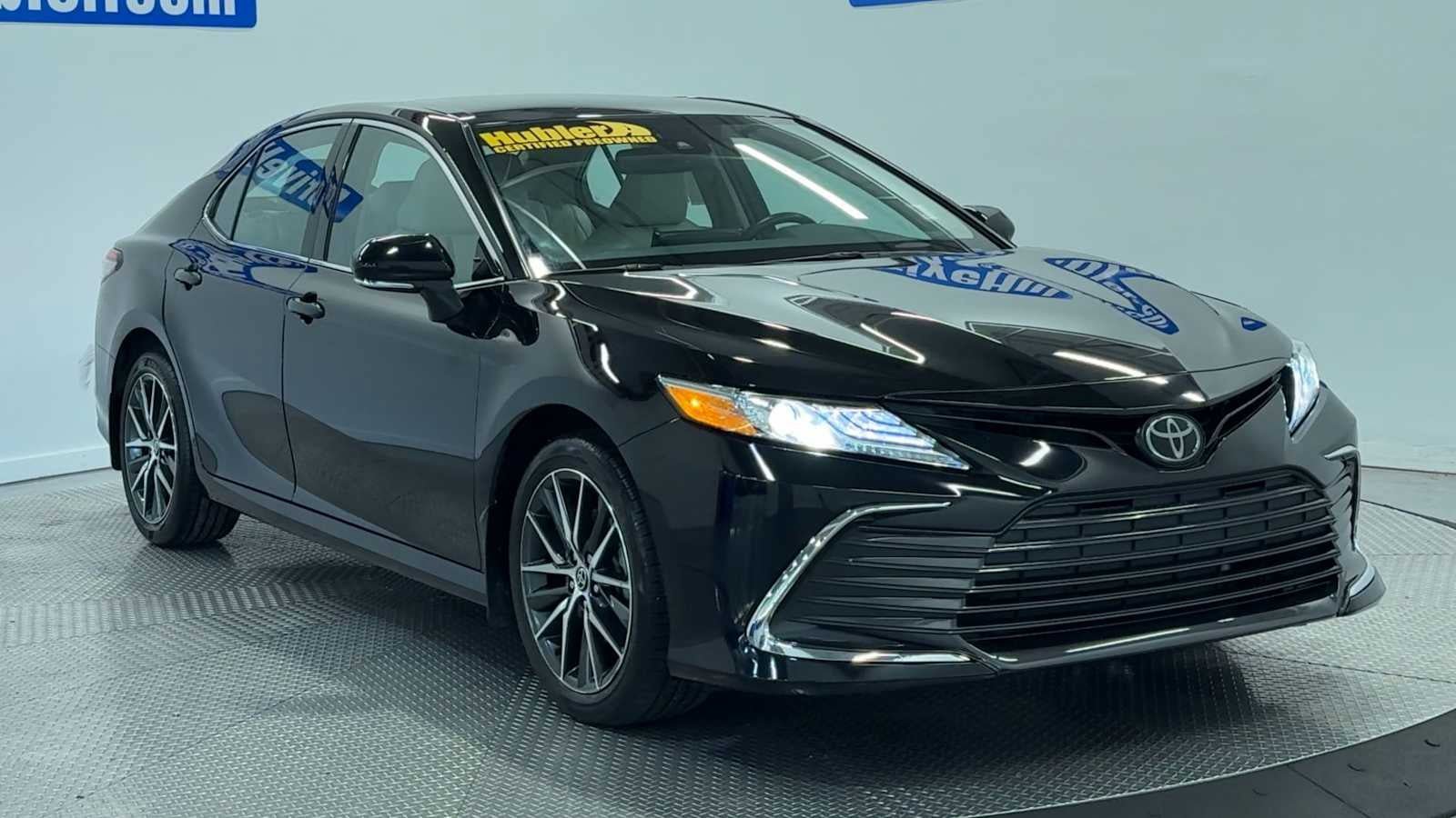 Used 2023 Toyota Camry XLE w/ Cold Weather Package AWD/4WD image 7