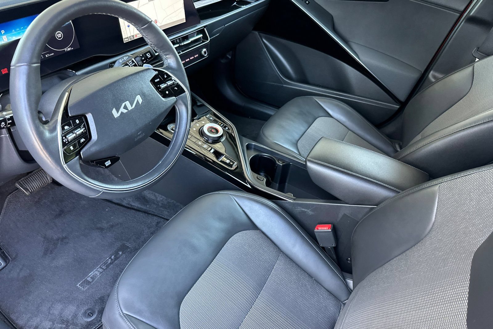 Used 2023 Kia Niro Wind w/ Wind Preserve Package FWD image 9
