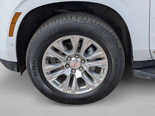 Used 2025 GMC Yukon XL Denali image 9