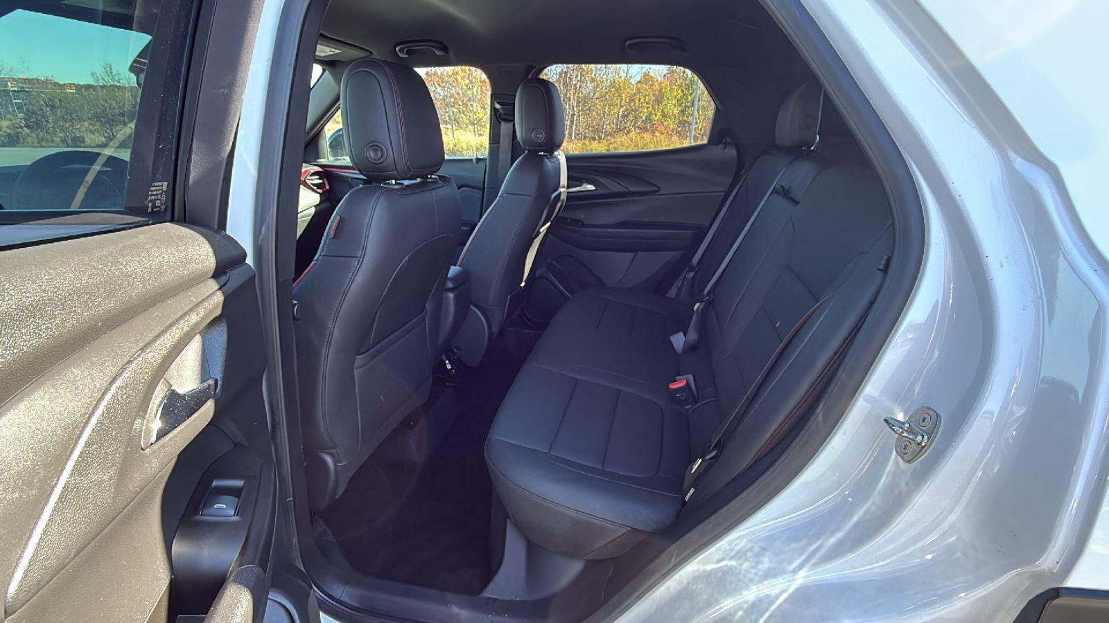 Used 2024 Chevrolet TrailBlazer RS image 23