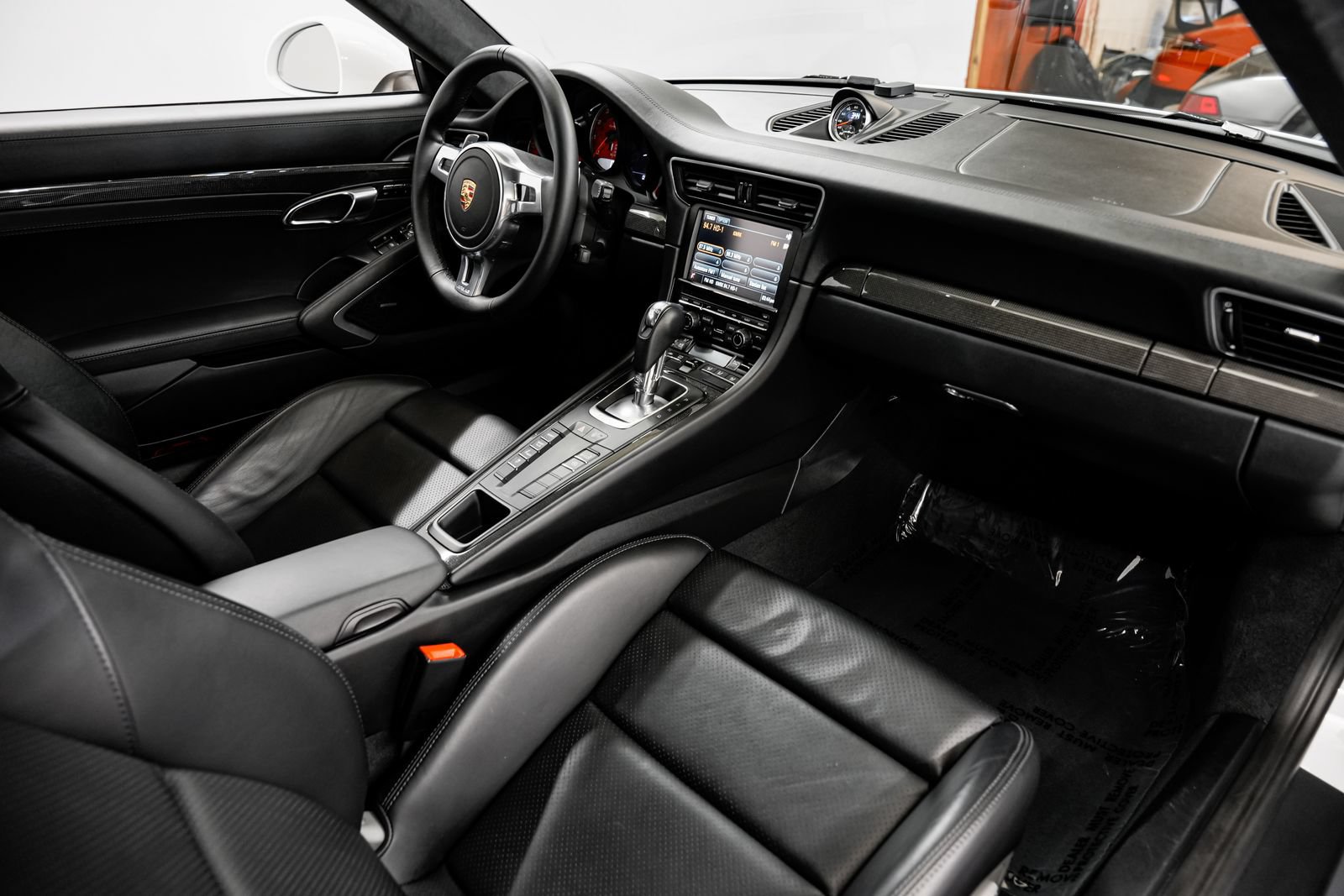 Used 2014 Porsche 911 Turbo S AWD/4WD image 30