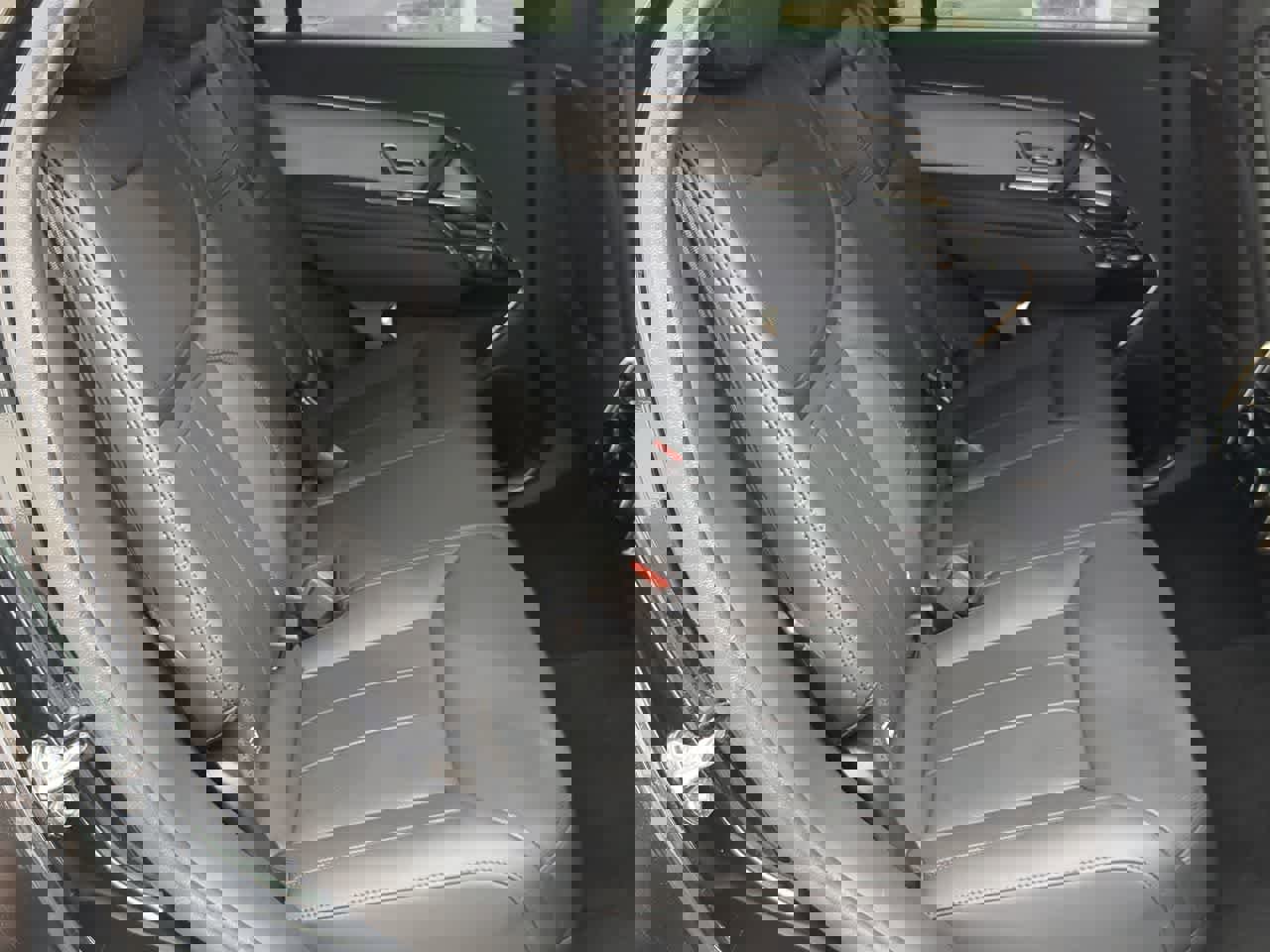 Used 2024 Land Rover Range Rover Sport Dynamic SE image 36