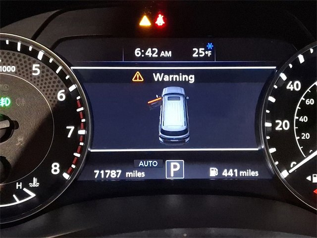 Used 2021 Nissan Armada SV w/ SV Appearance Package image 27