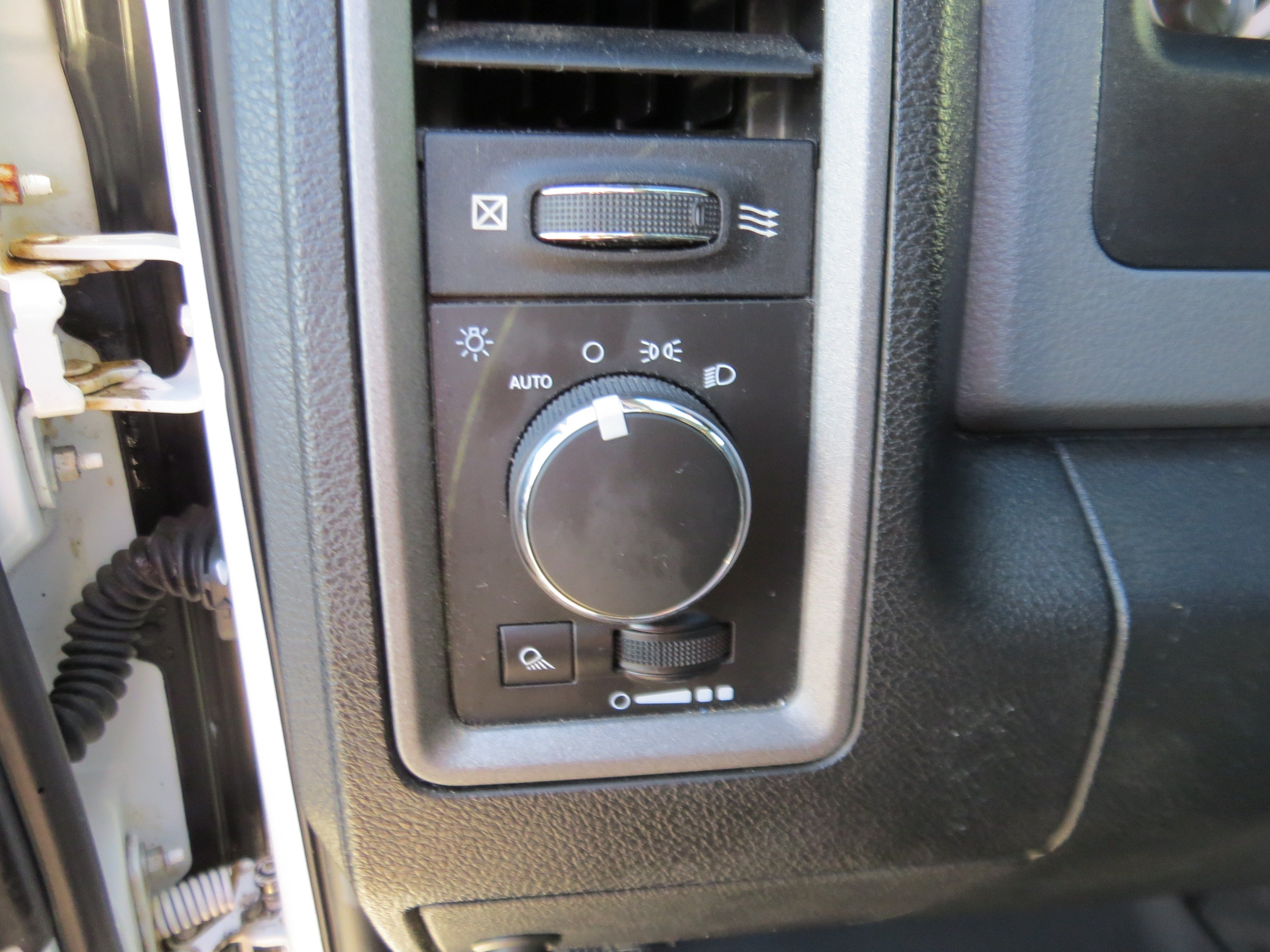 Used 2017 RAM 1500 Tradesman w/ Popular Equipment Group RWD image 17