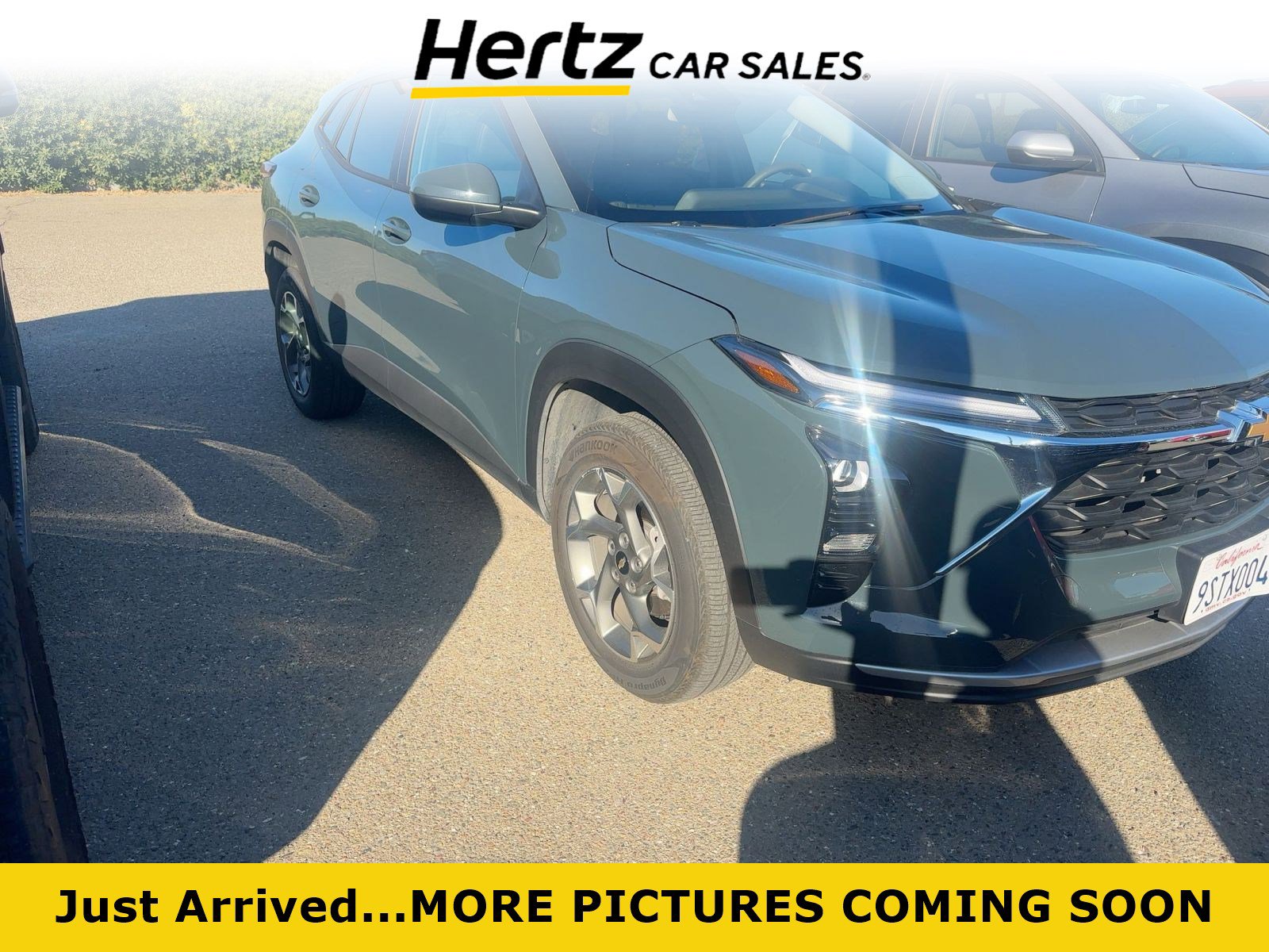 Used 2025 Chevrolet Trax LT