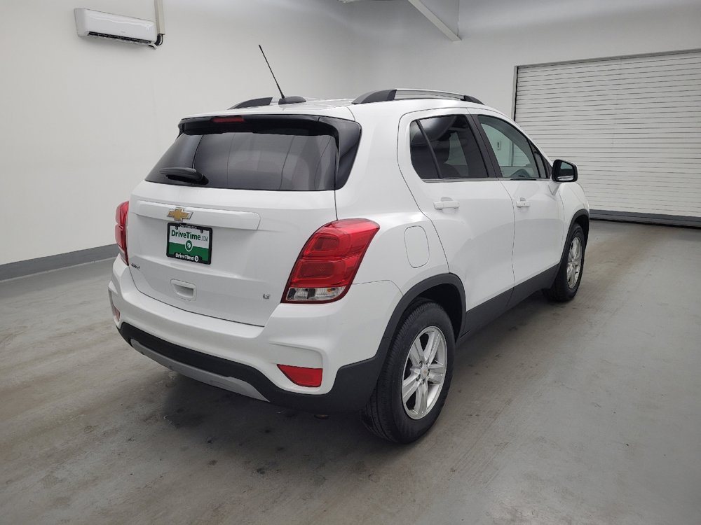 Used 2020 Chevrolet Trax LT w/ LT Convenience Package FWD image 9