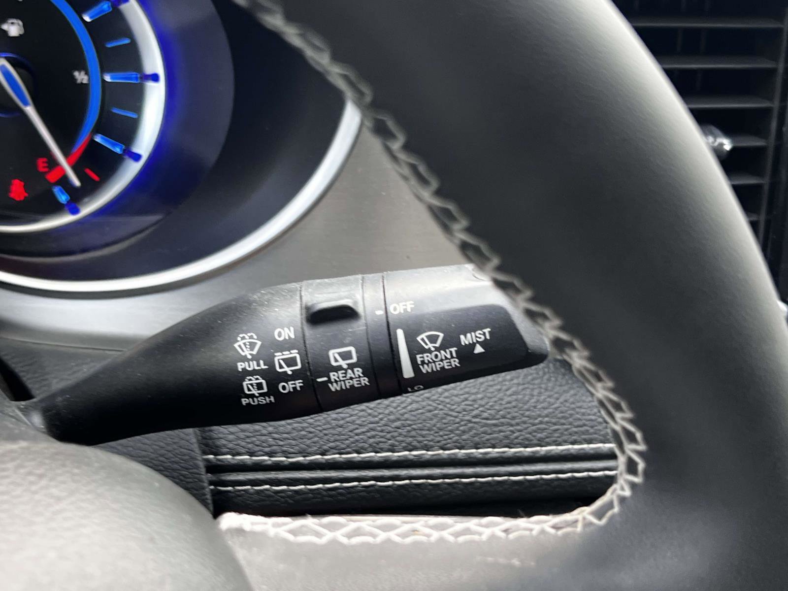 Used 2022 Chrysler Pacifica Limited w/ S Appearance Package image 19