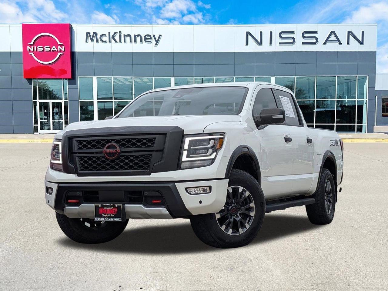Used 2024 Nissan Titan PRO-4X w/ Pro-4x Convenience Package