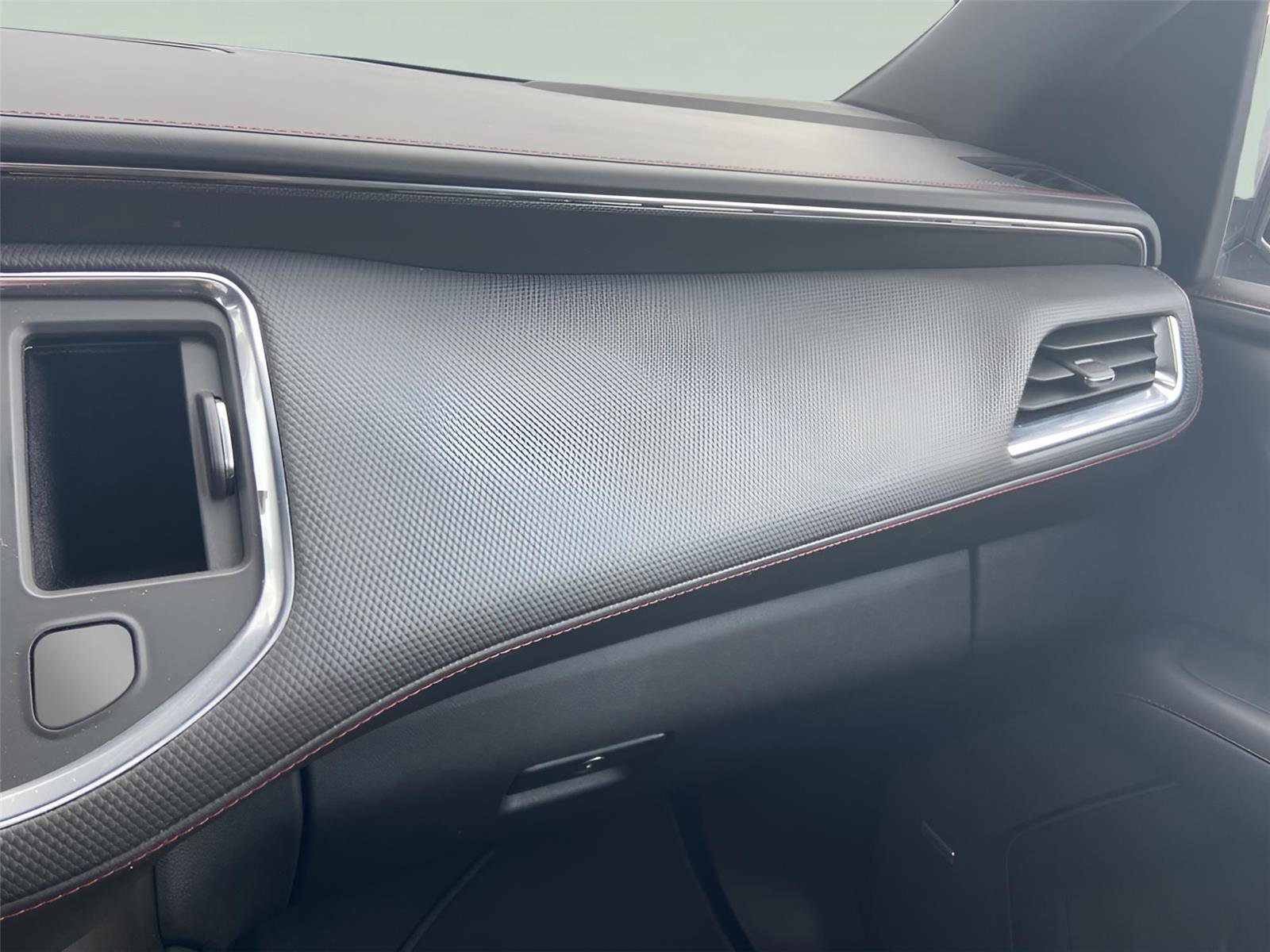 Used 2023 Chevrolet Tahoe RST image 34